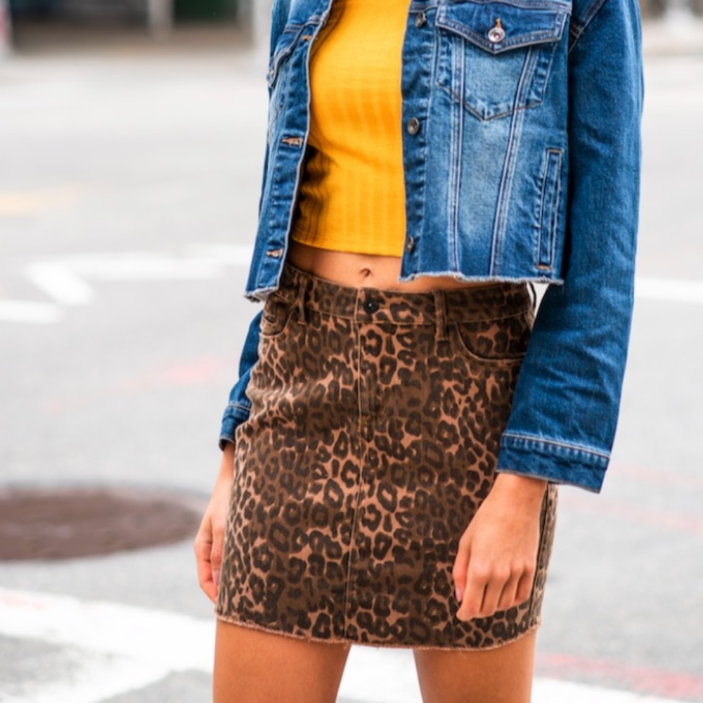 NWT Tractr Leopard Mini Skirt